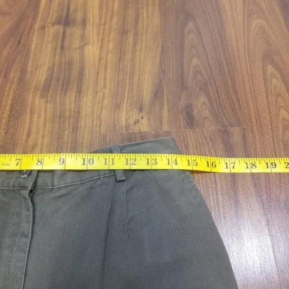 Ladies' L.L. Bean Cropped Chinos, Size 12 R, EUC - Picture 4 of 8